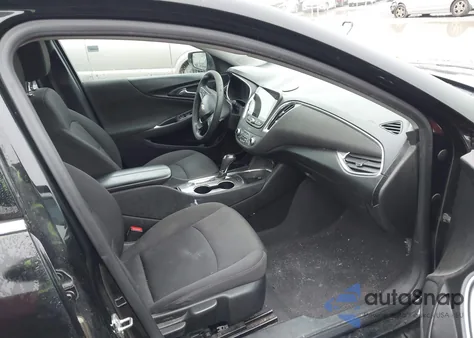 2019 Chevrolet Malibu Lt z USA, uszkodzony, nr VIN 1G1ZD5ST7KF119852